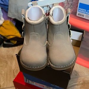 Infant girls boots